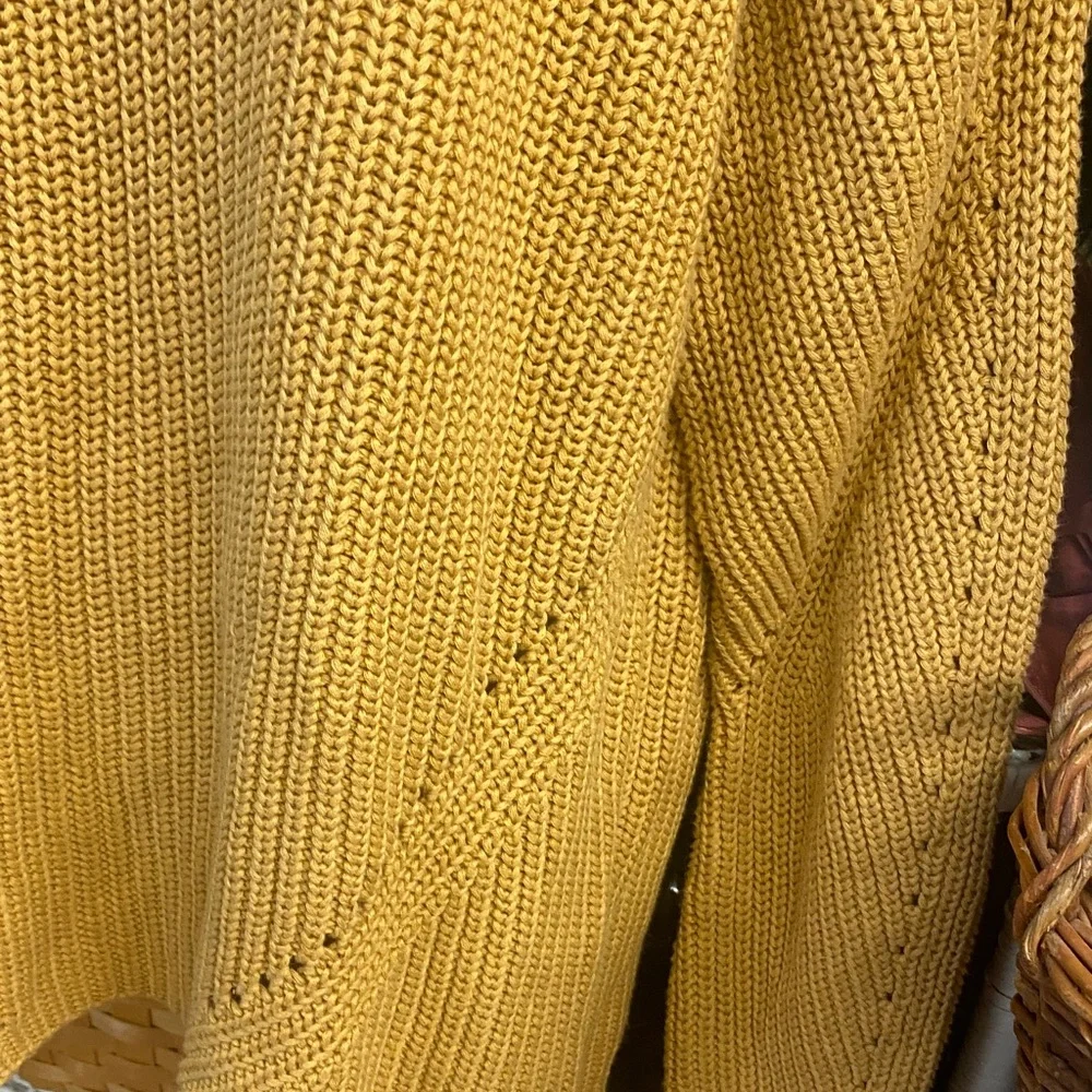 *Coldwater Creek - 100% cotton- Mustard color- scoop Neck Sweater - M